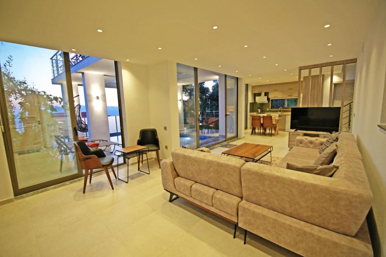 Villa With A Private Heated Pool, Jacuzzi, Overlooking Spectacular Views Of The Sea คาช ภายนอก รูปภาพ